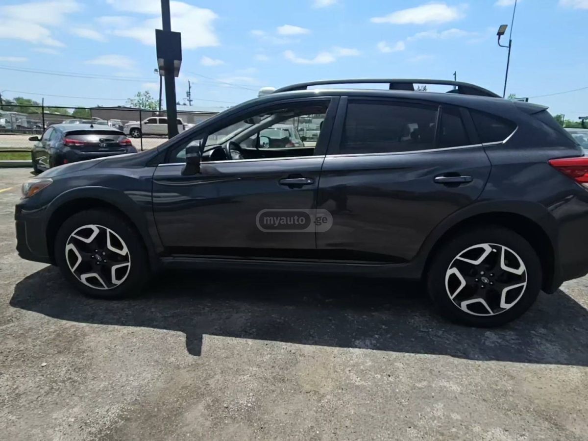 Subaru Crosstrek 2019 — photo 2