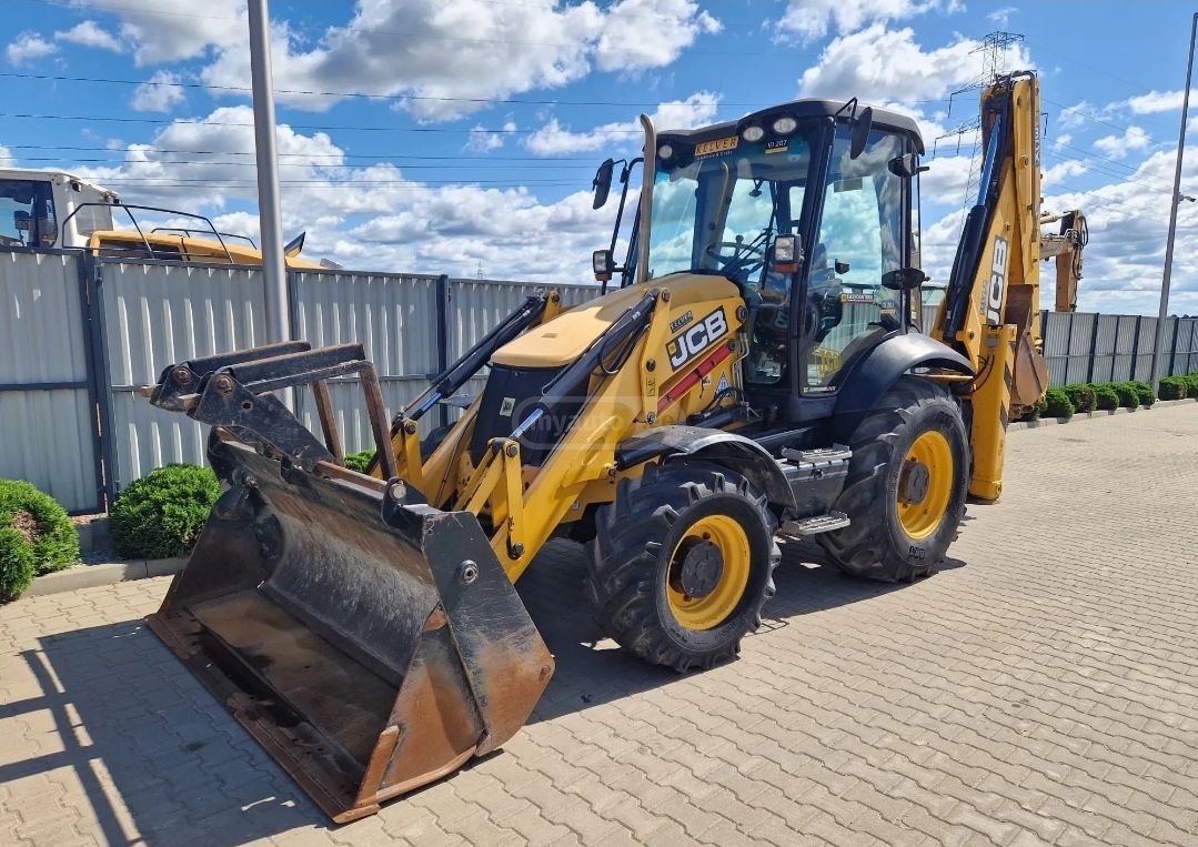 Jcb 3CX 2011 — photo 2