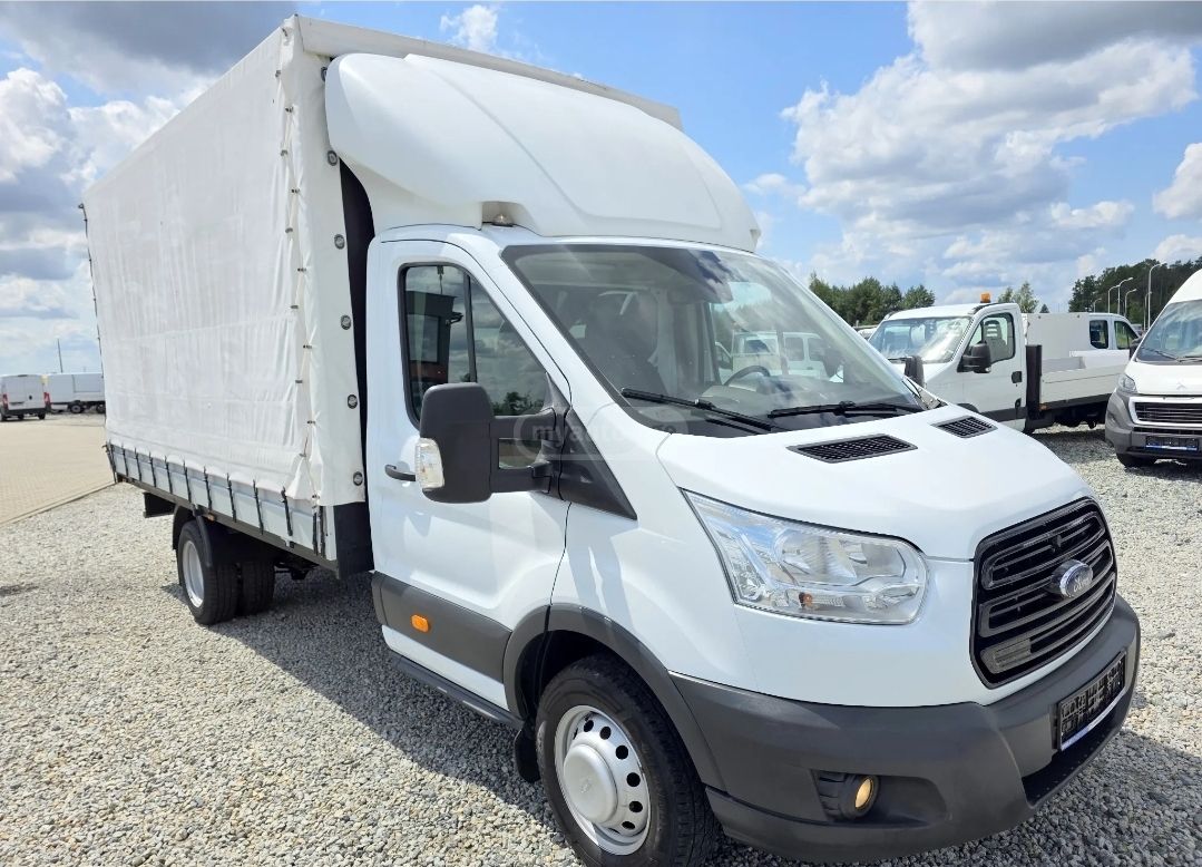 Ford Transit 2019 — photo 2