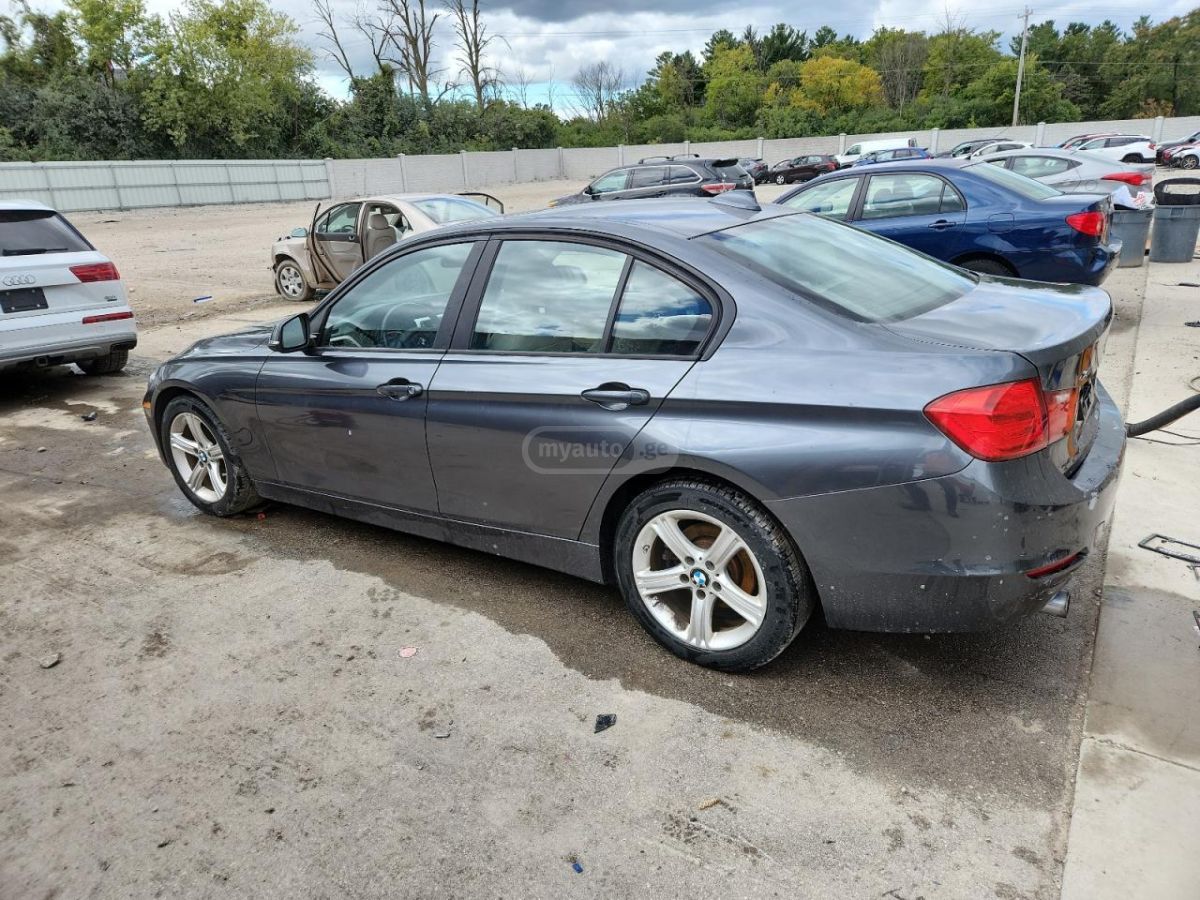 BMW 320 2015 — photo 2