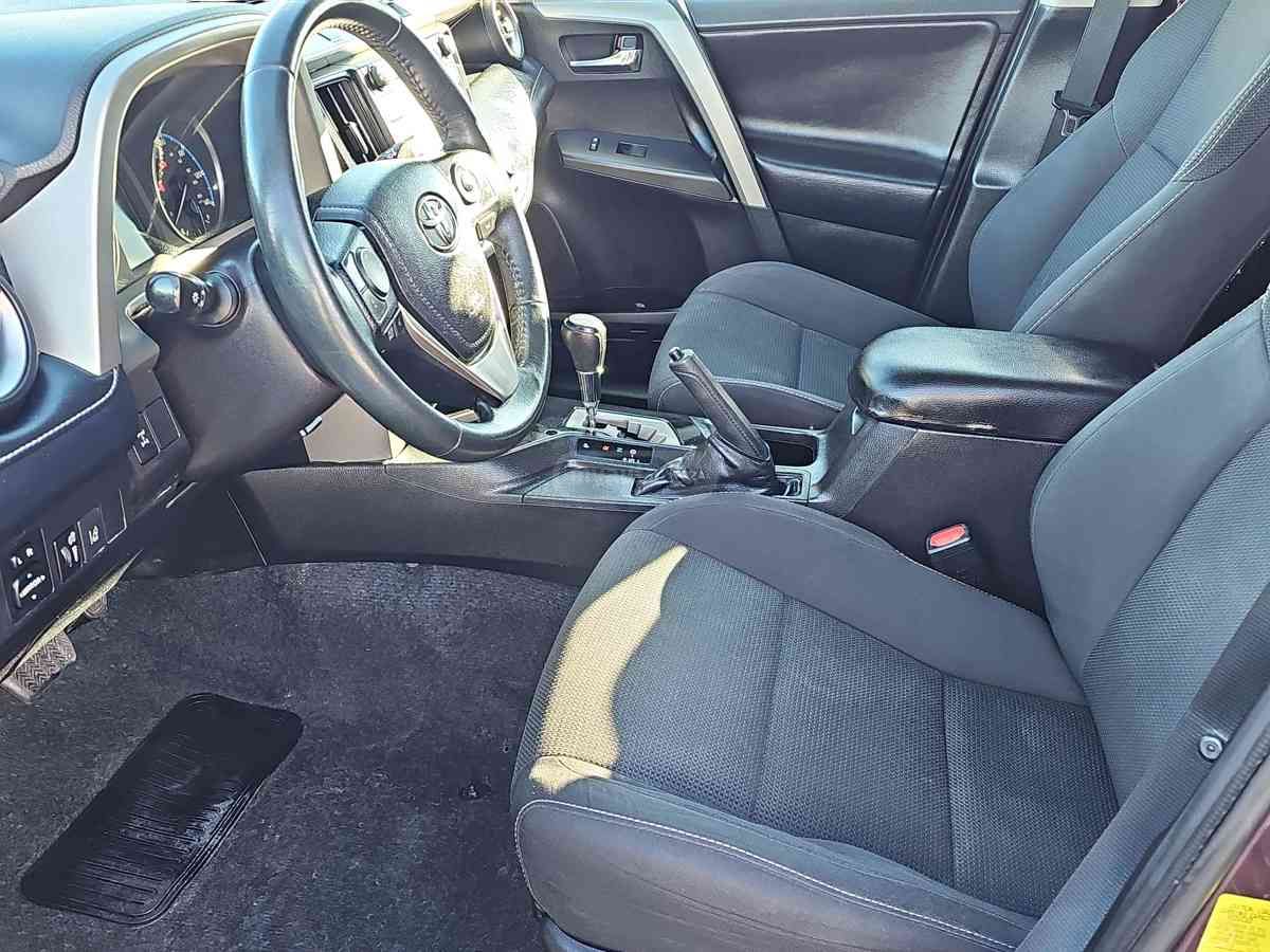 Toyota RAV 4 2018 — photo 2