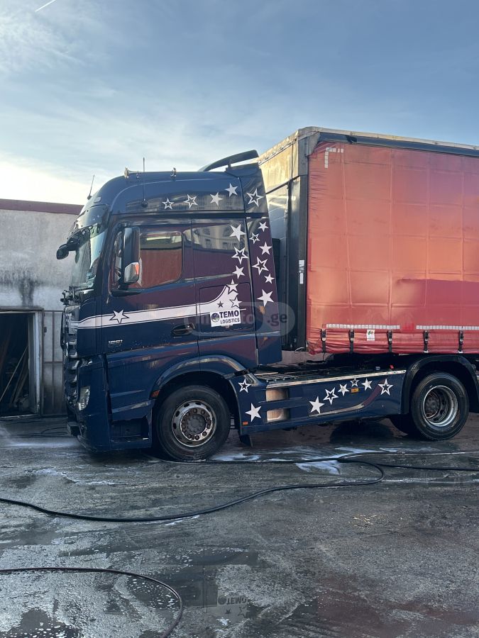 Mercedes-Benz Actros