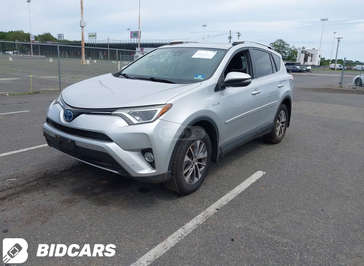 Toyota RAV4 2016 — photo 2