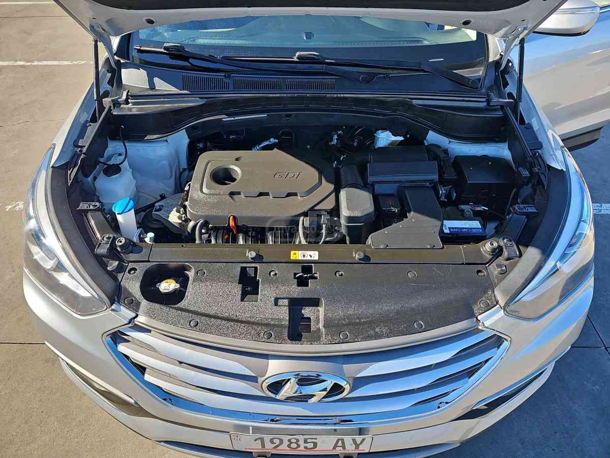 Hyundai Santa FE 2018 — photo 2