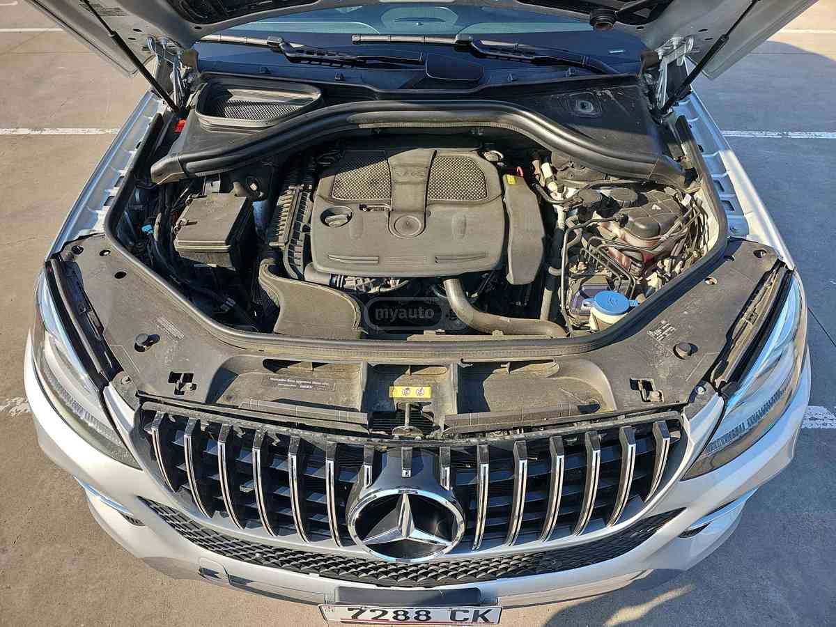 Mercedes-Benz GLE 350 2016 — photo 2