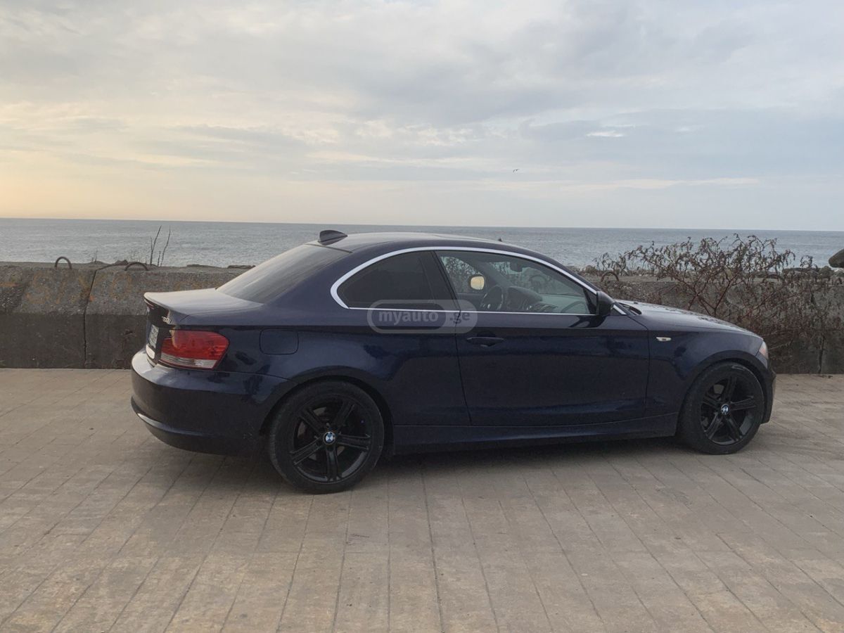 BMW 128 2010 — photo 2