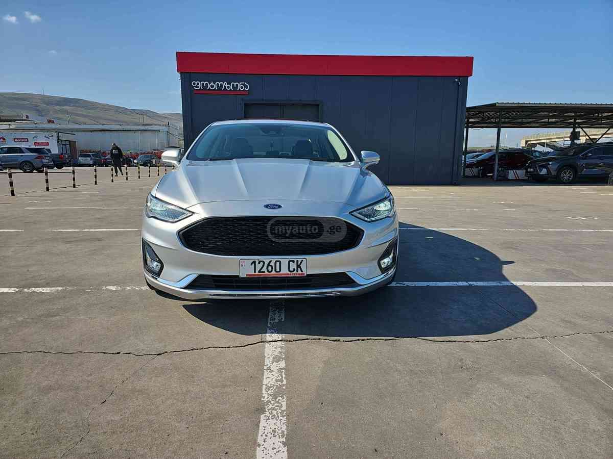 Ford Fusion 2019 — photo 2