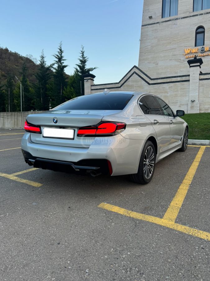 BMW 530 2020 — photo 2