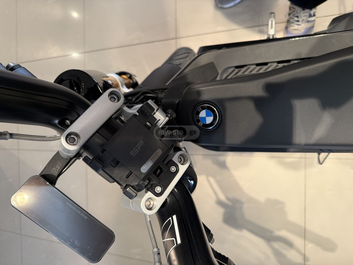 BMW CE-02 HR 2025 — photo 2