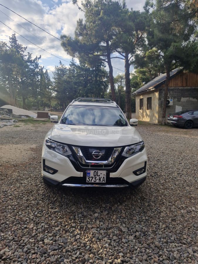 Nissan Rogue 2017 — photo 2
