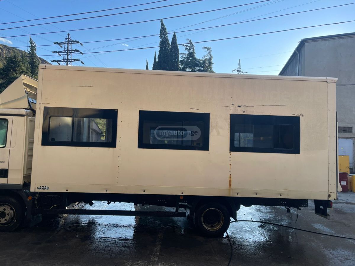 Isuzu 8.163 2011 — photo 2