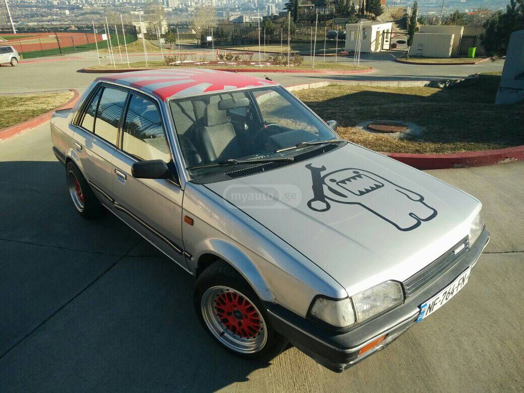 Mazda 323 1988 — photo 2