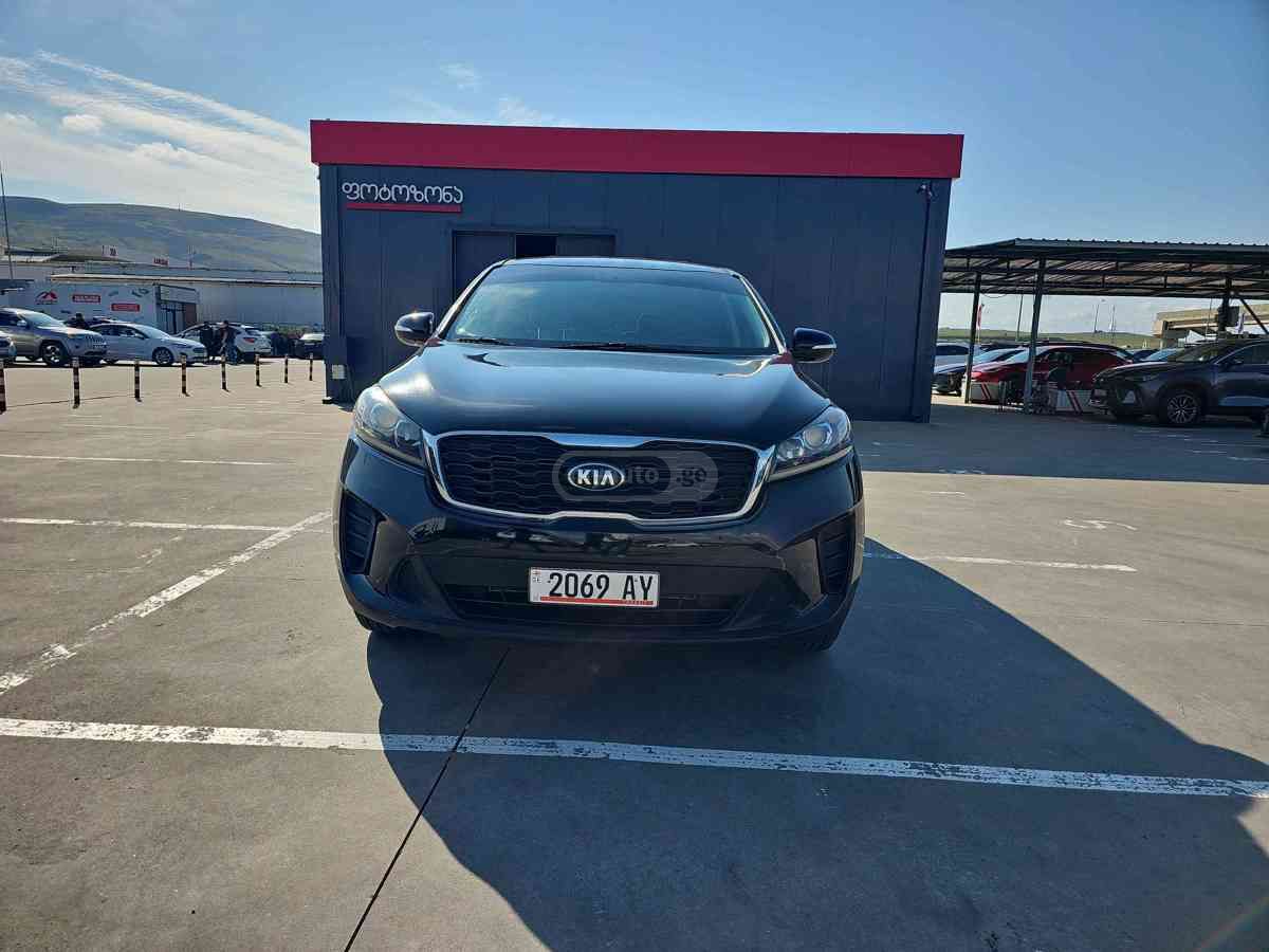Kia Sorento 2019 — photo 2