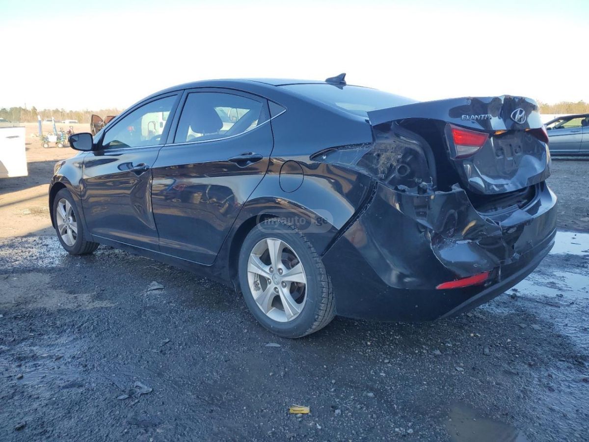 Hyundai Elantra 2016 — photo 2