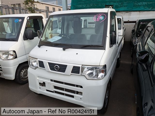 Nissan Clipper Truck 2013 — photo 2