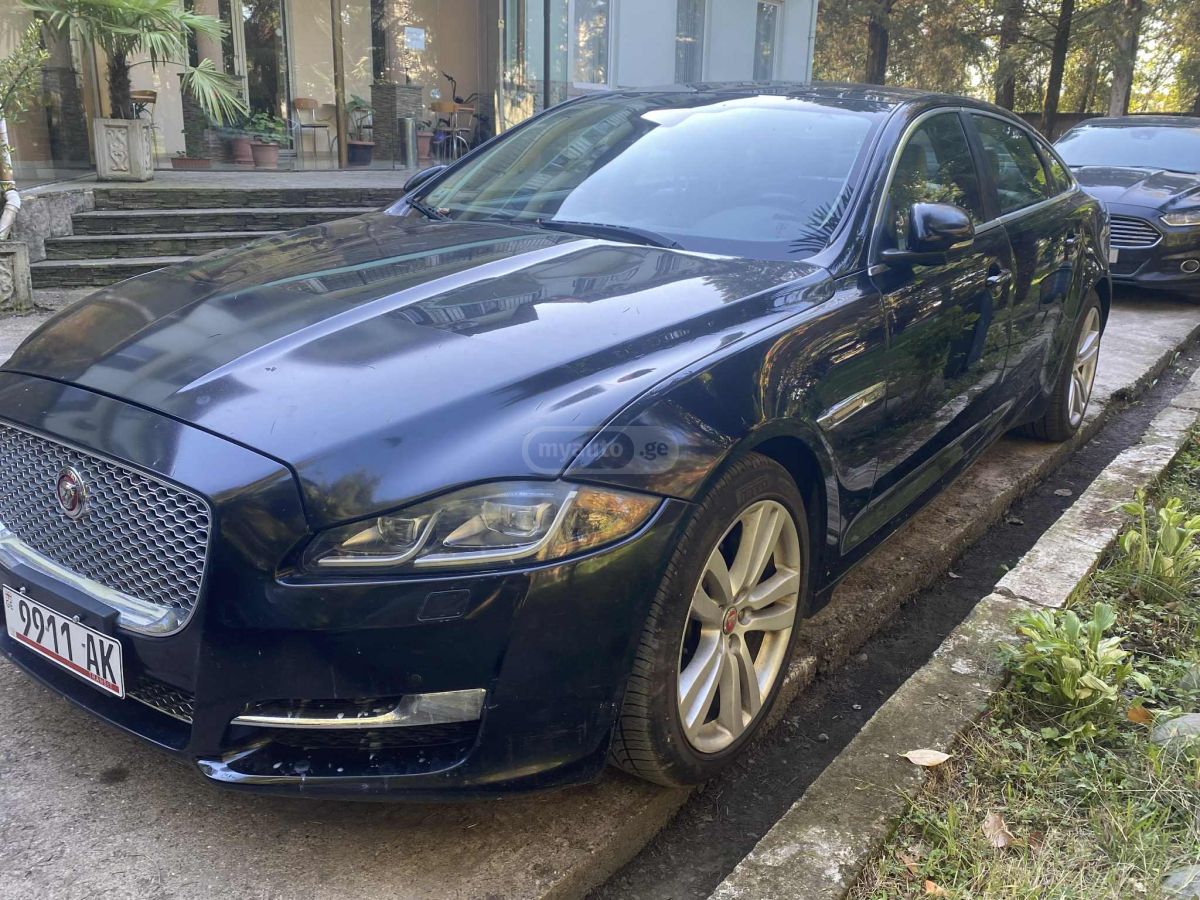 Jaguar XJL 2018 — photo 2