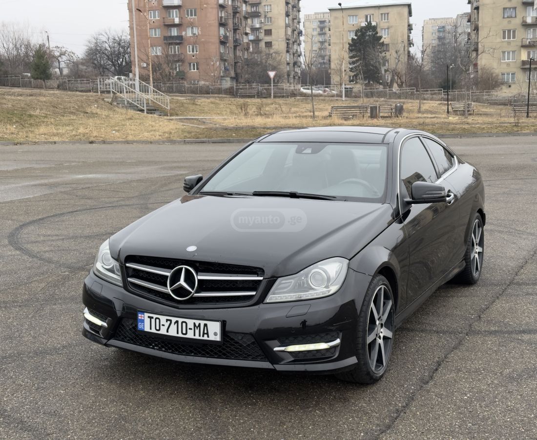 Mercedes-Benz C 250 2014 — photo 2