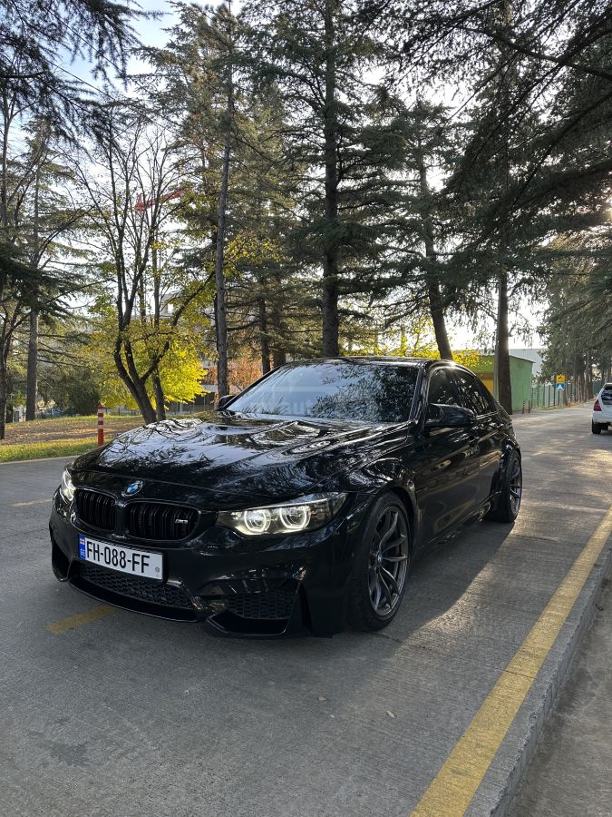 BMW M3 2015 — photo 2
