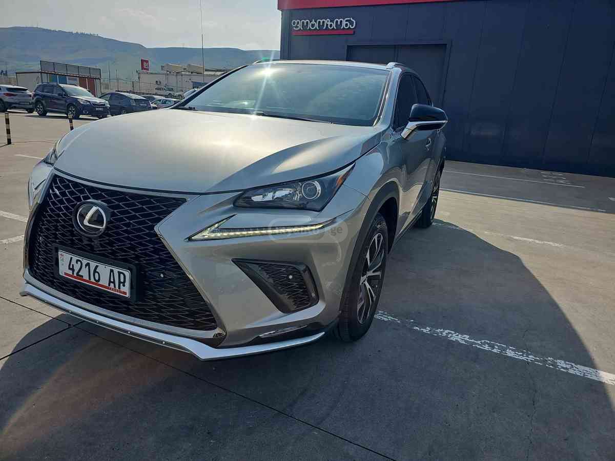 Lexus NX 200
