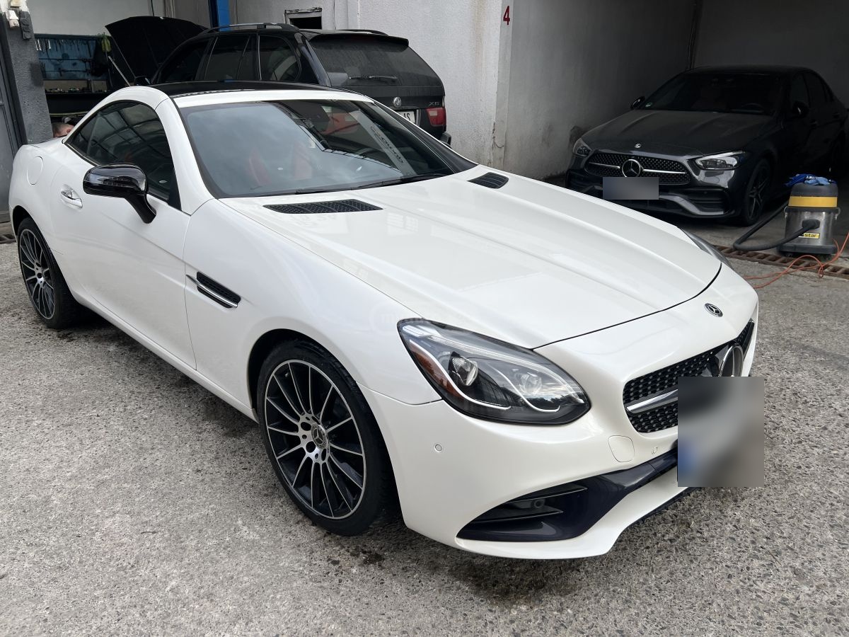Mercedes-Benz SLC 300 2018 — photo 2