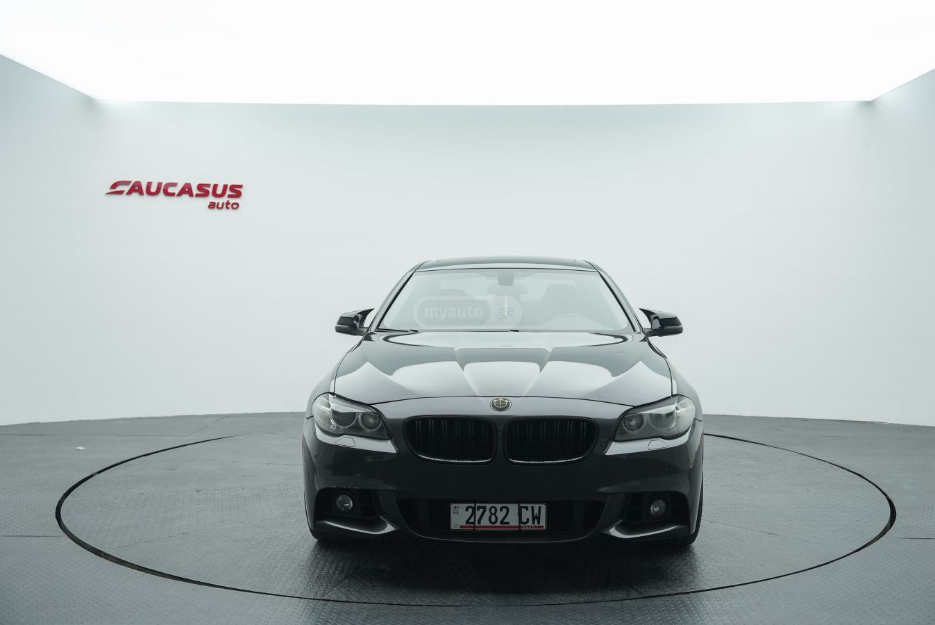 BMW 528 2016 — photo 2