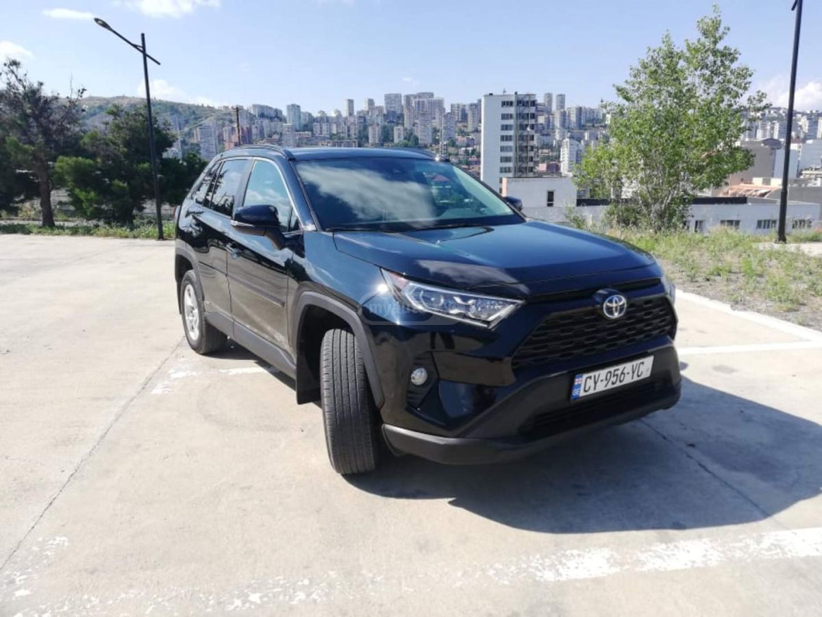 Toyota RAV 4 2021 — photo 2