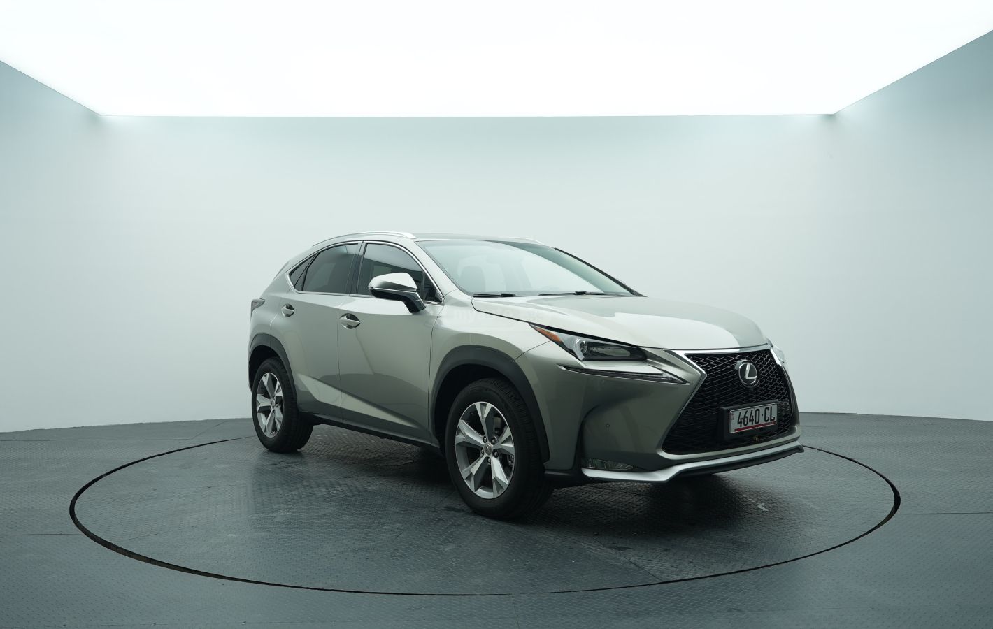 Lexus NX 200 2017 — photo 2