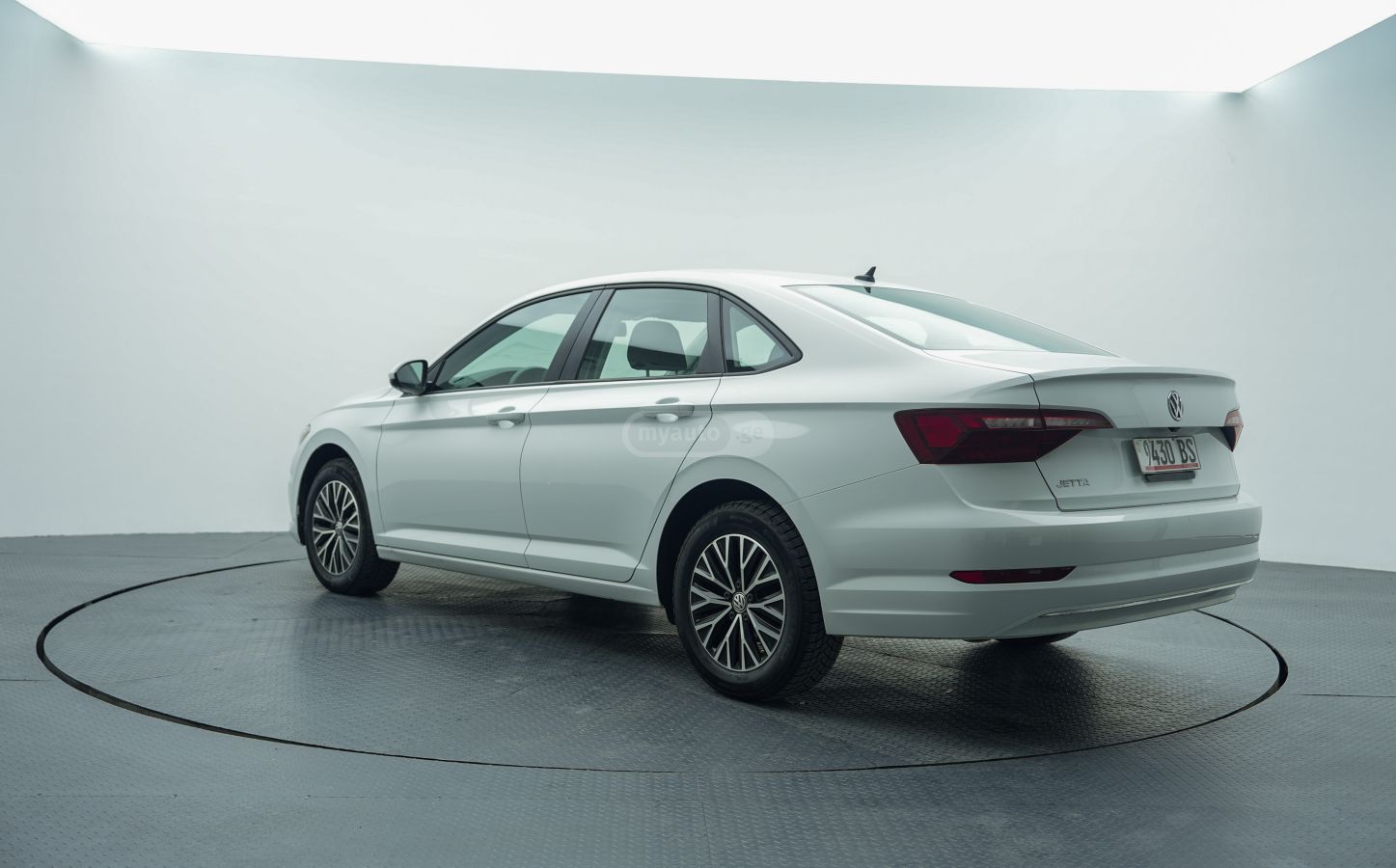 Volkswagen Jetta 2020 — photo 2