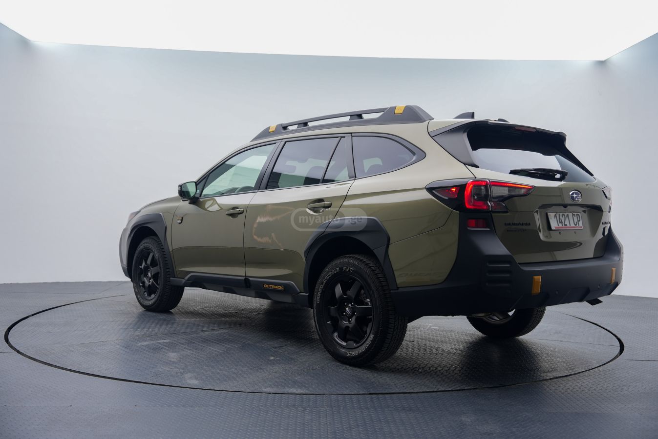 Subaru Outback 2022 — photo 2
