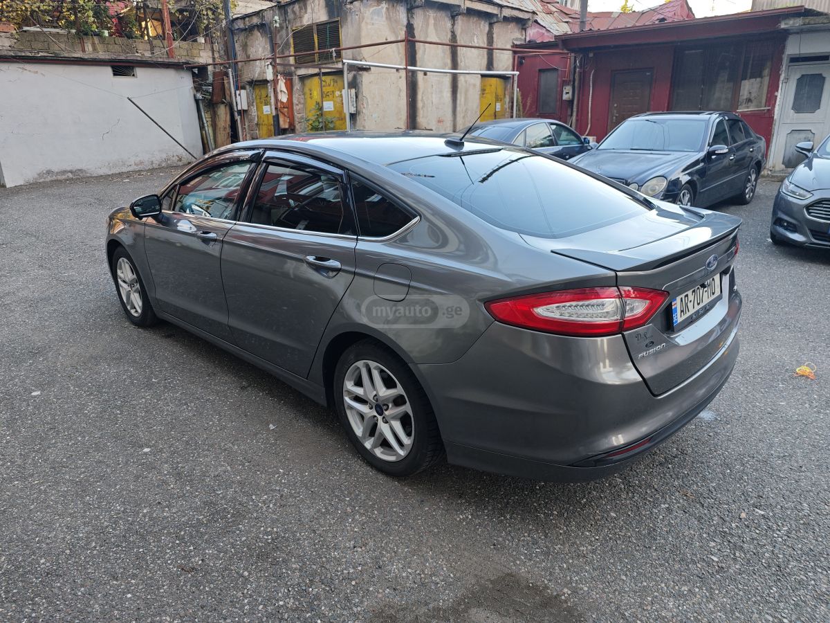Ford Fusion 2014 — photo 2