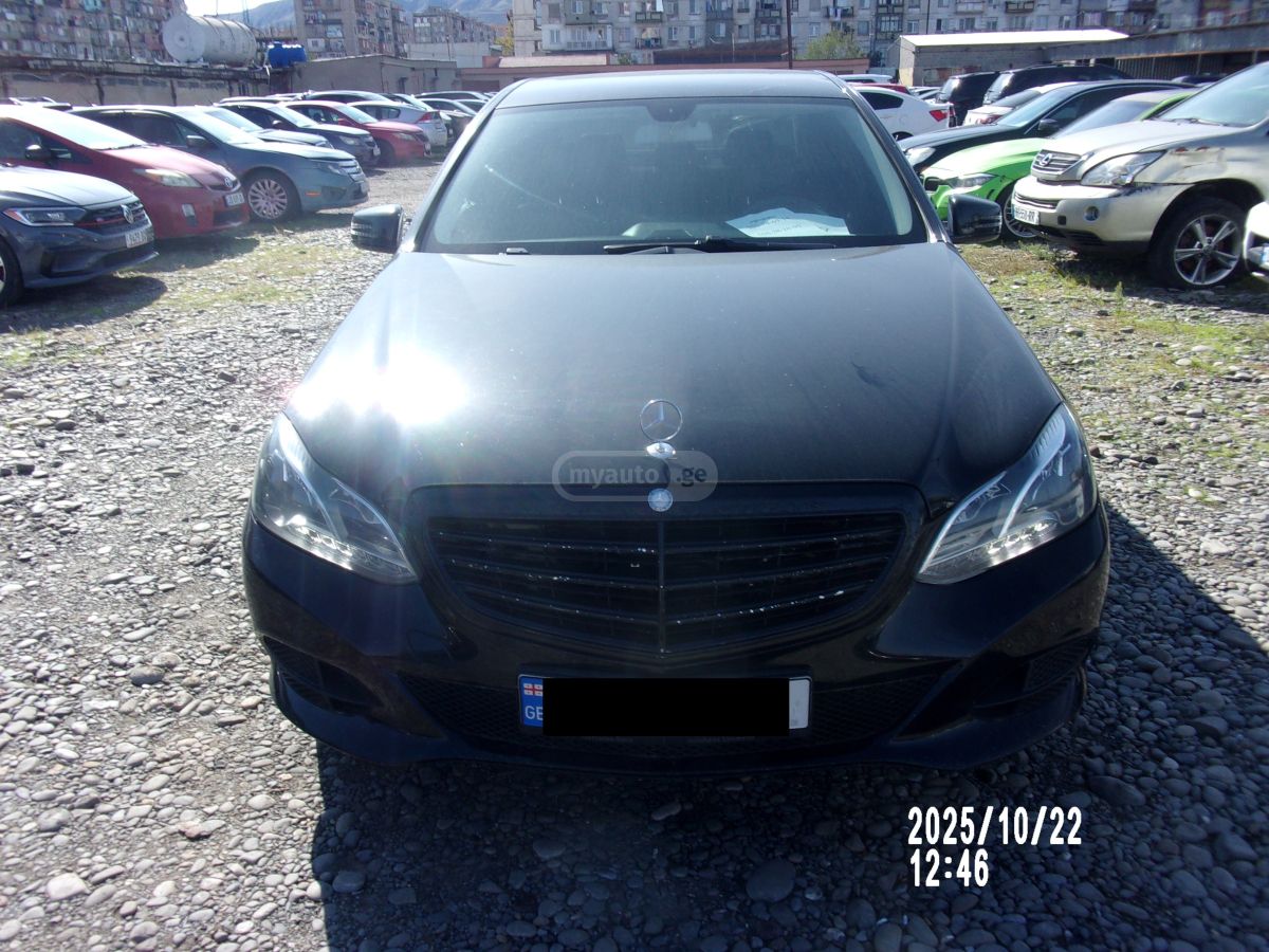 Mercedes-Benz E 220