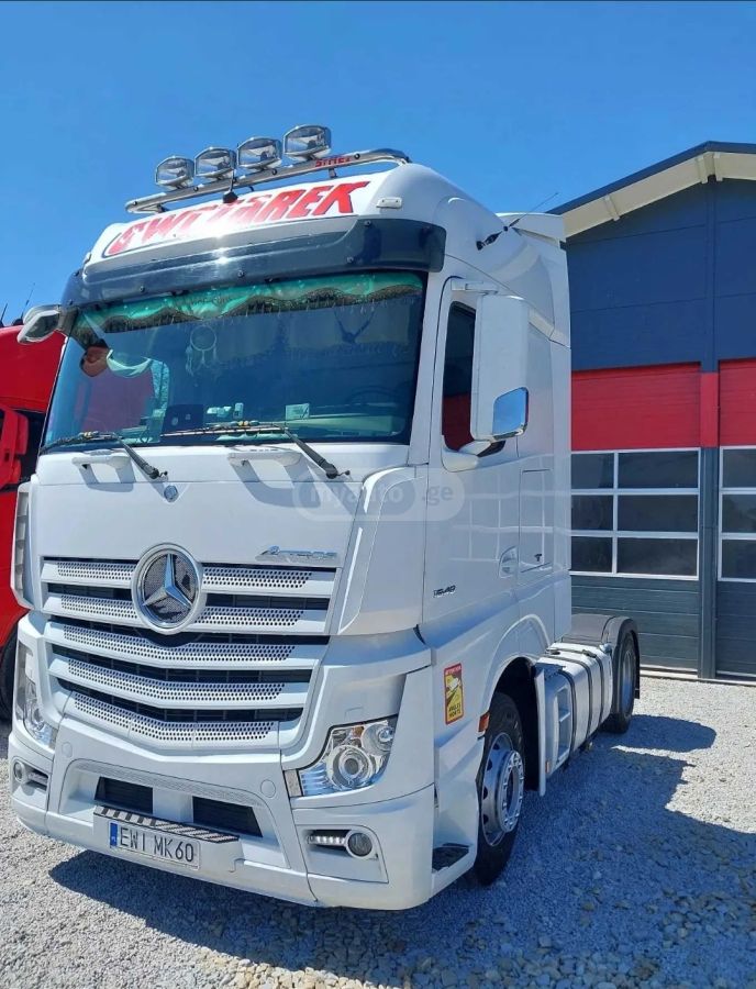 Mercedes-Benz Actros 2017 — photo 2