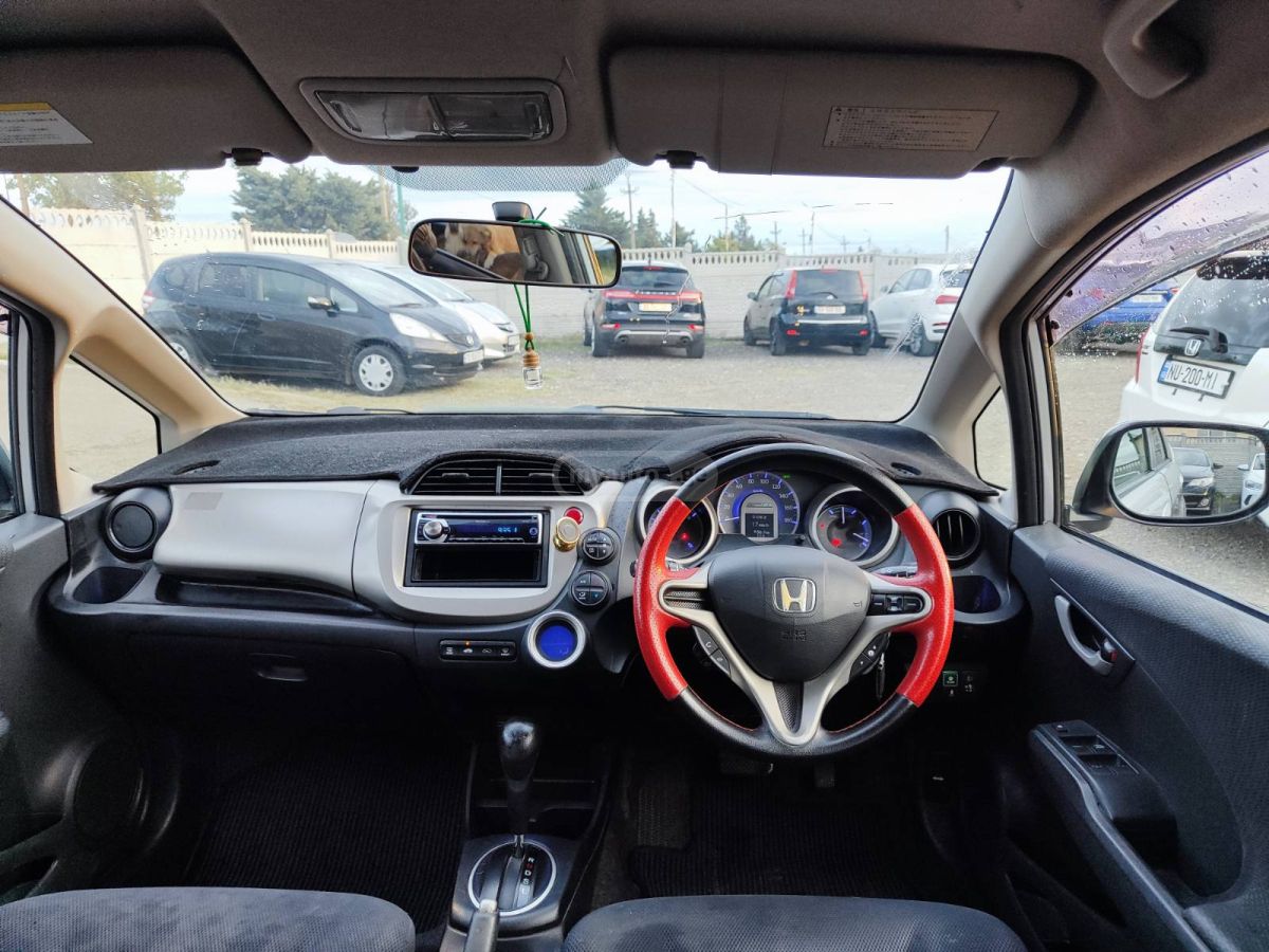Honda Fit 2012 — photo 2