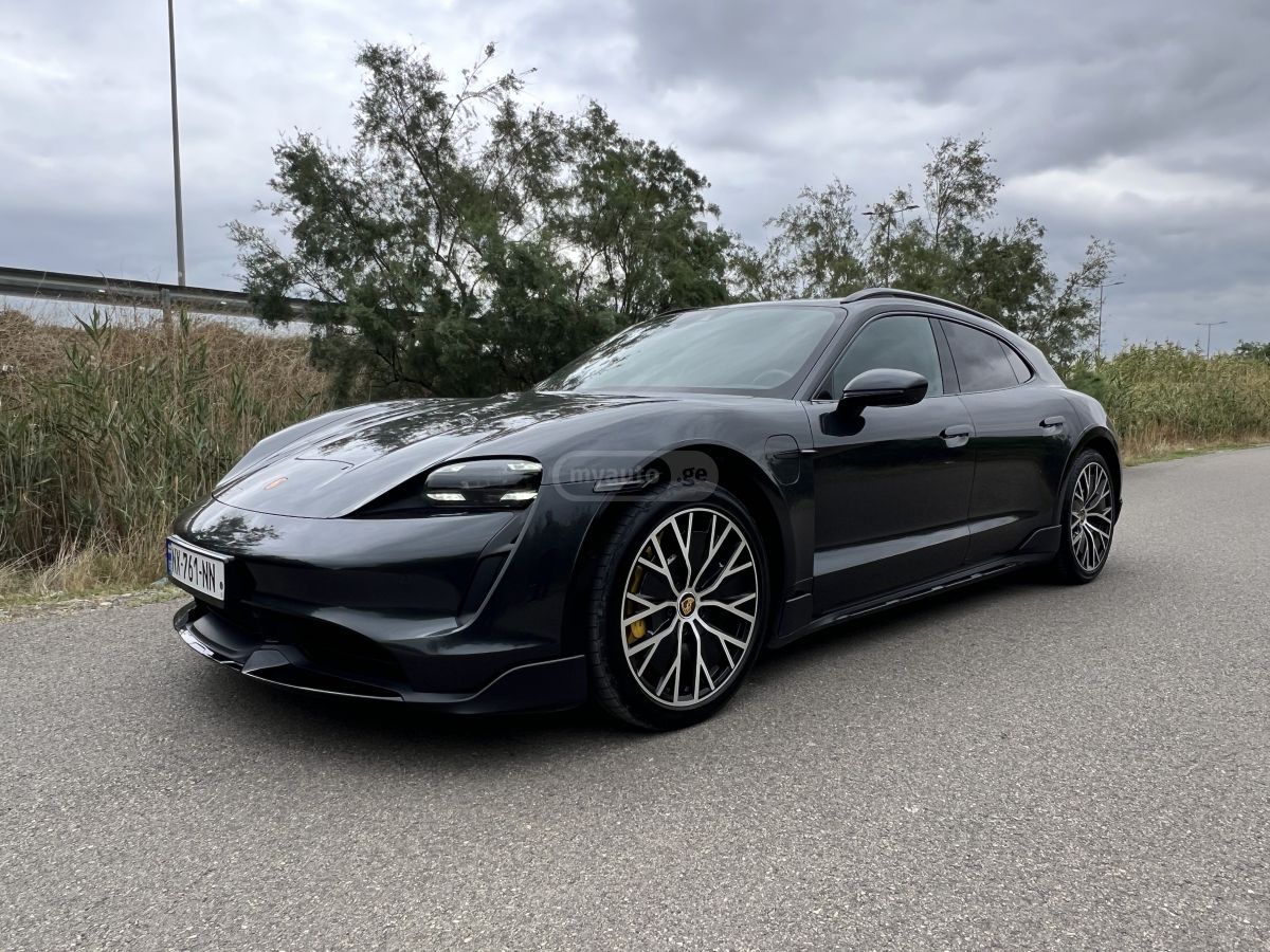 Porsche Taycan Turbo S 2021 — photo 2