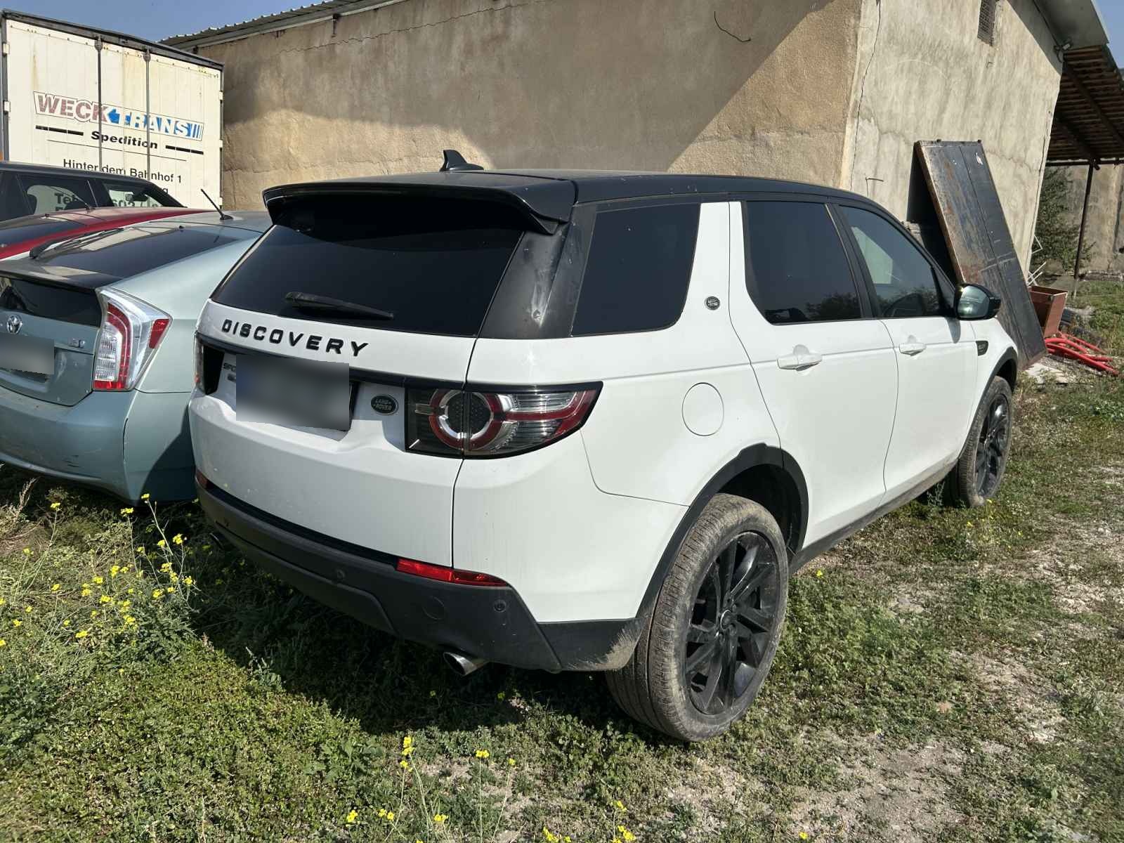 Land Rover Discovery Sport 2015 — photo 2