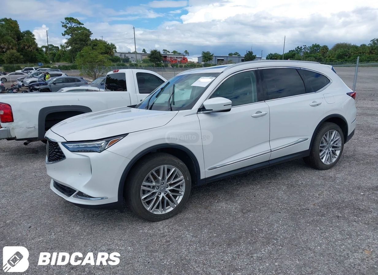 Acura MDX 2023 — photo 2