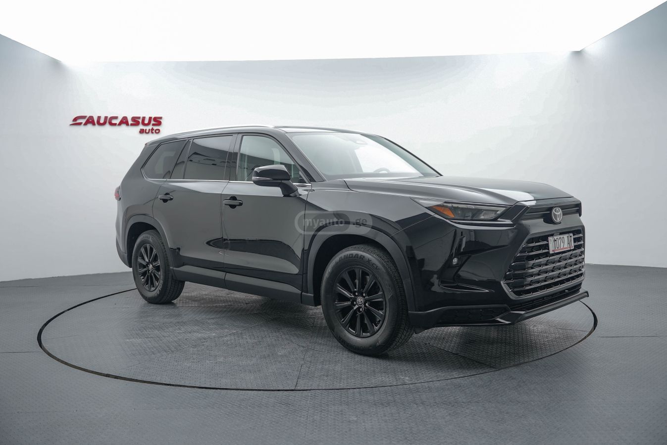 Toyota Grand Highlander 2024 — photo 2