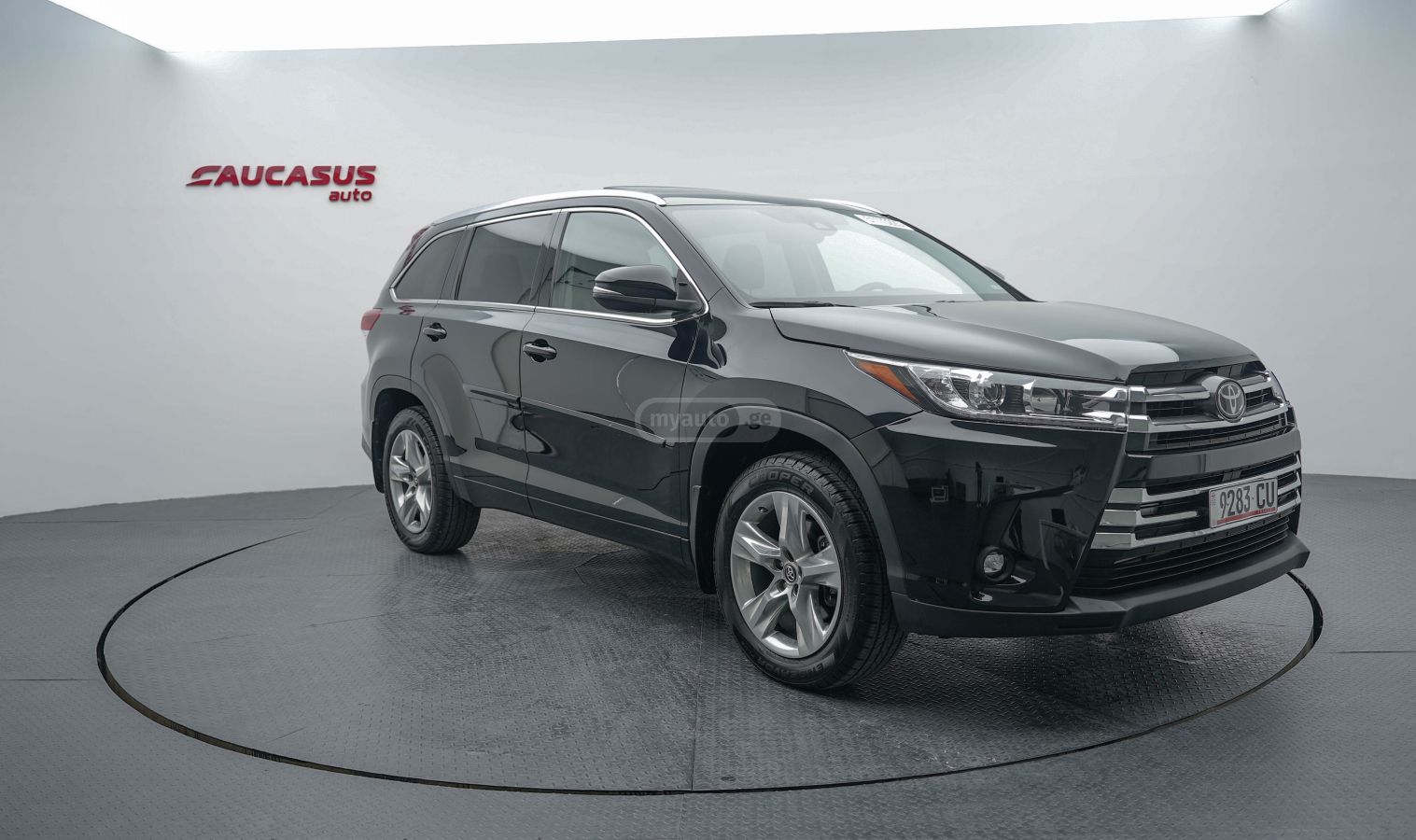 Toyota Highlander 2019 — photo 2