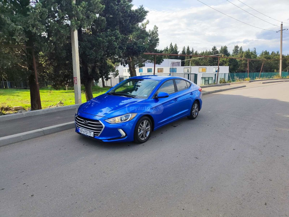 Hyundai Elantra