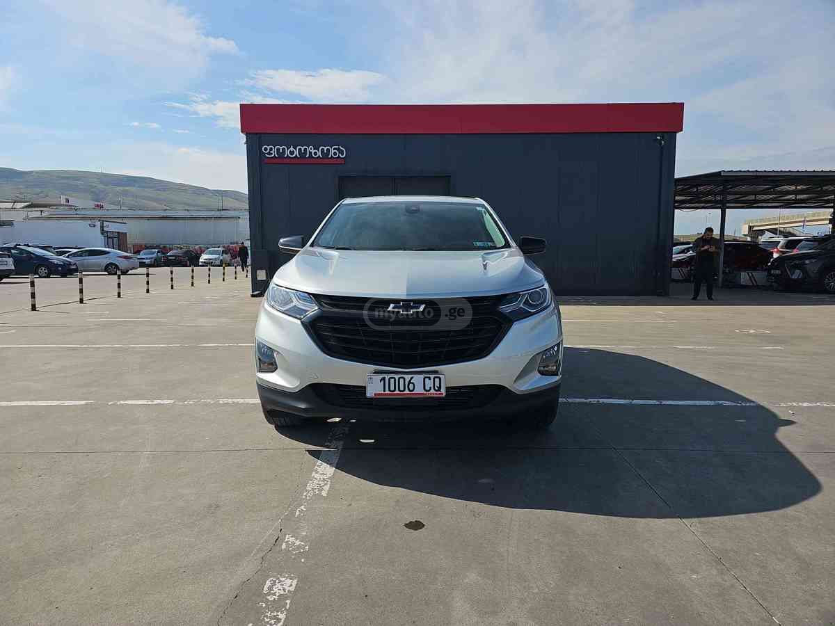 Chevrolet Equinox 2021 — photo 2