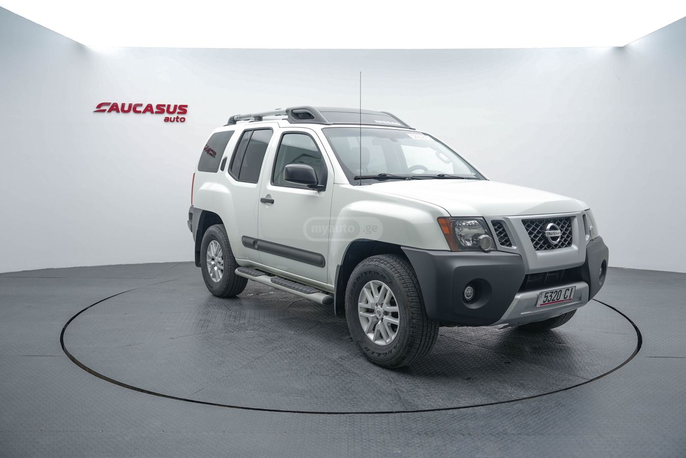 Nissan Xterra 2014 — photo 2