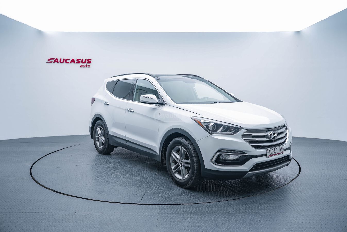 Hyundai Santa Fe 2017 — photo 2