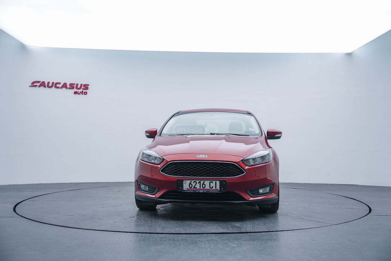 Ford Focus 2018 — photo 2