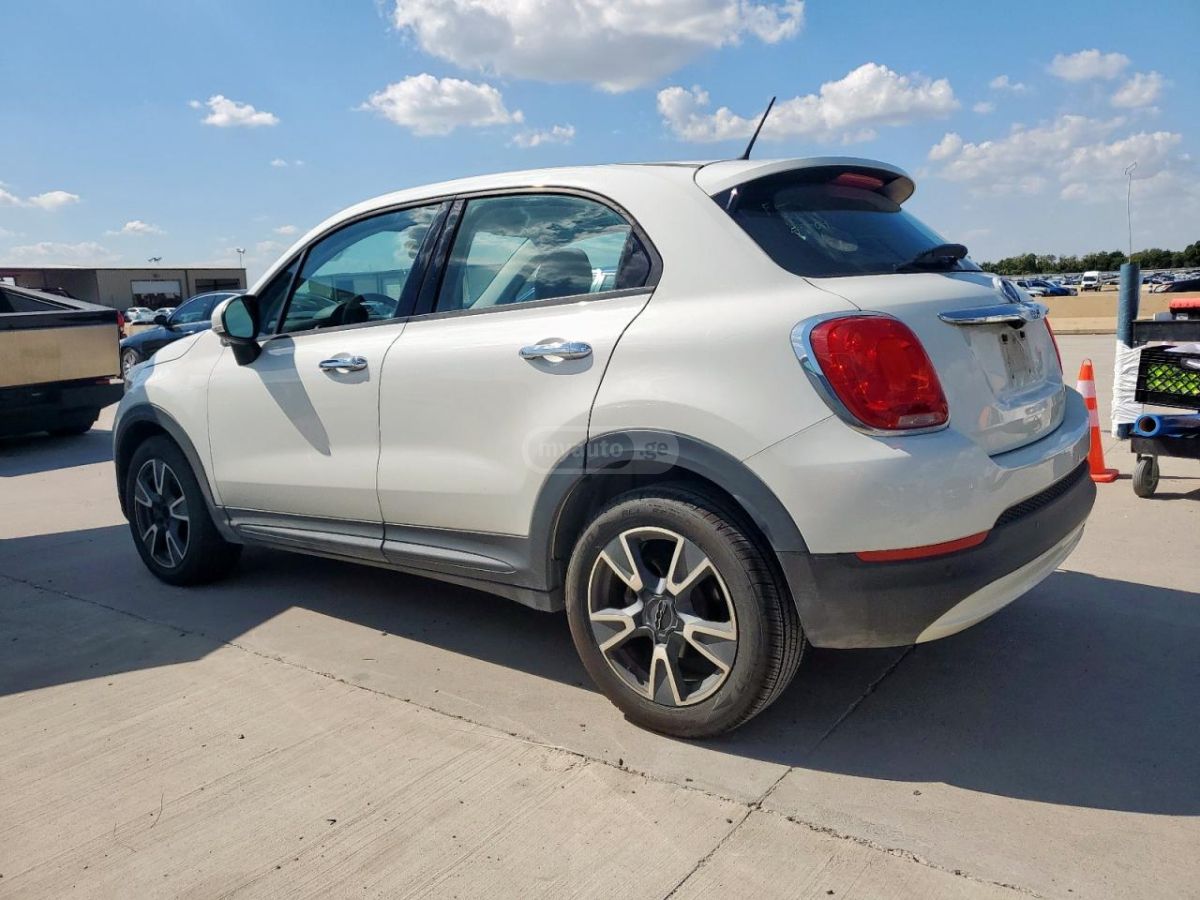 Fiat 500X 2017 — photo 2