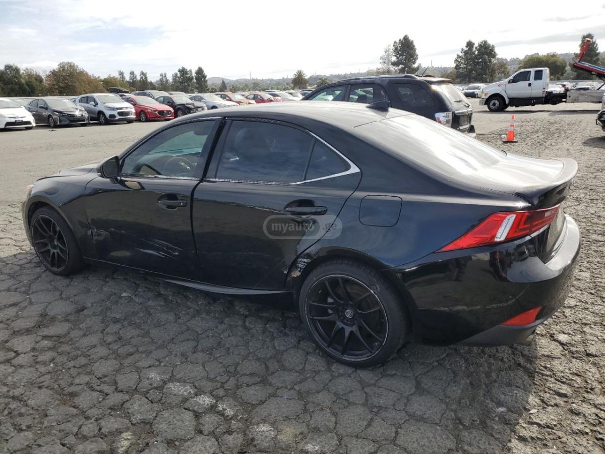 Lexus IS 250 2014 — photo 2