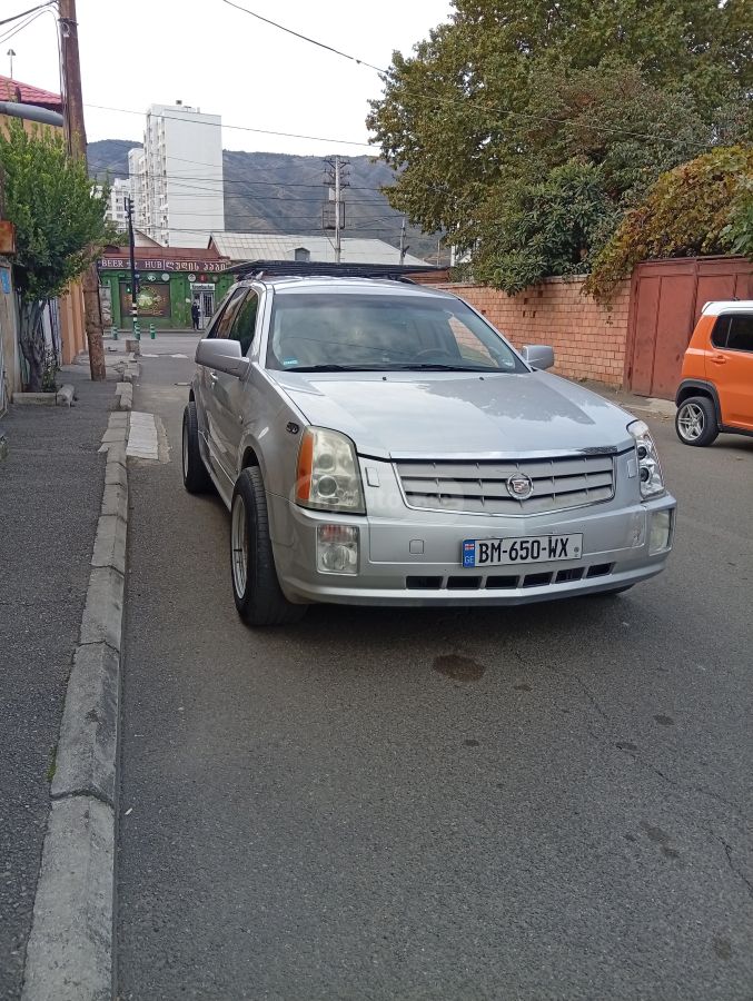 Cadillac SRX 2008 — photo 2