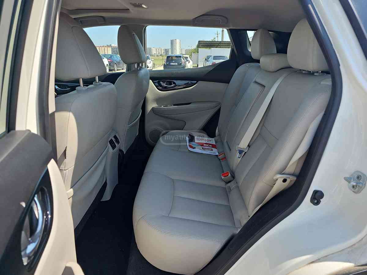 Nissan Rogue 2017 — photo 2