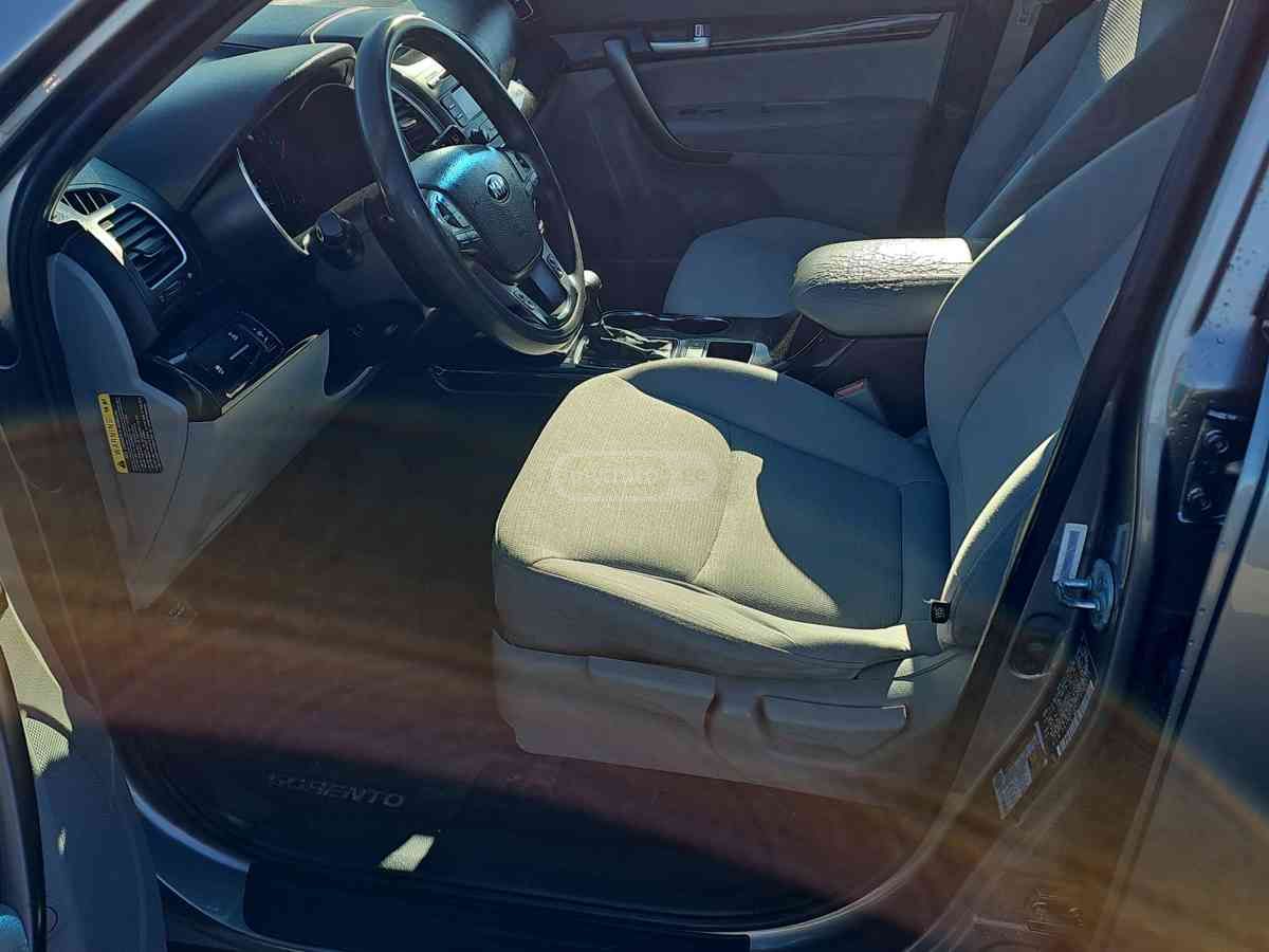 Kia Sorento 2015 — photo 2