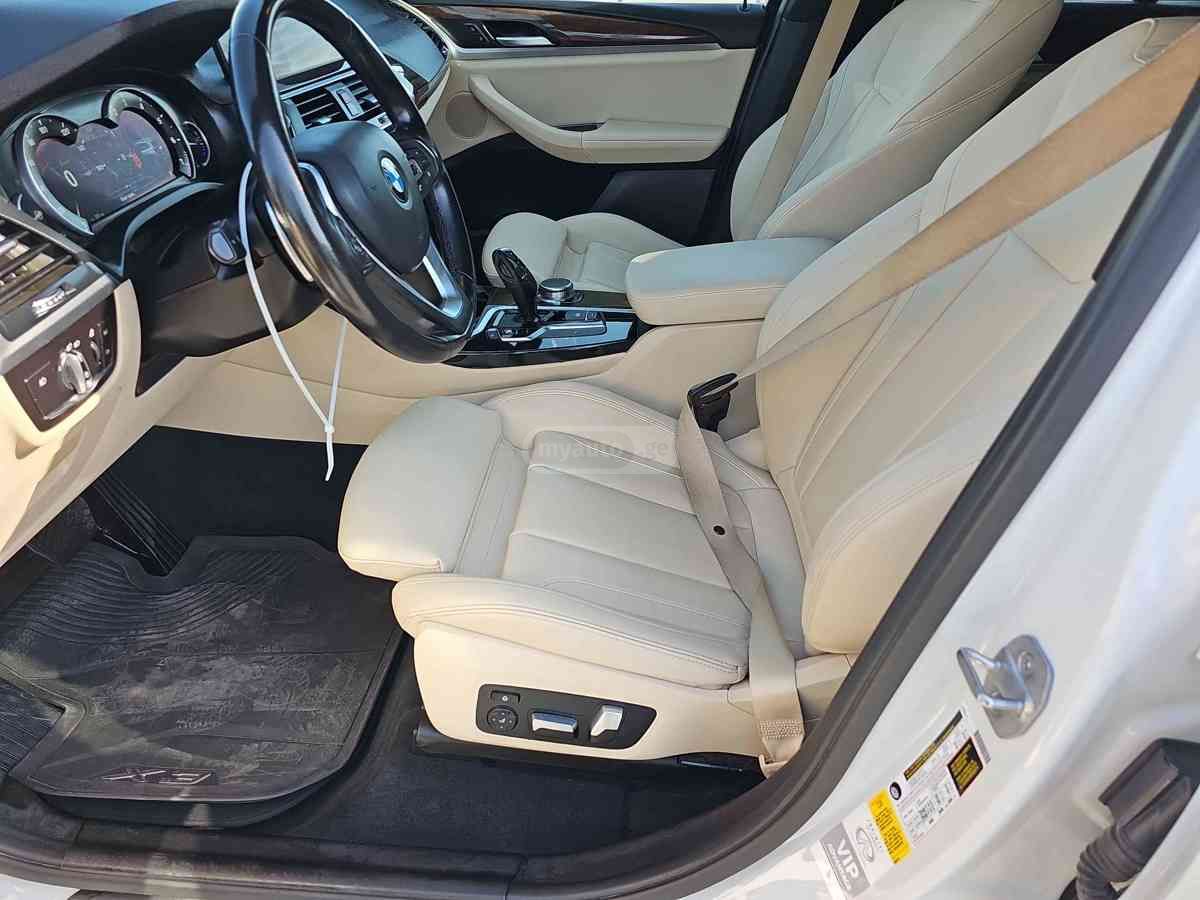 BMW X3 2019 — photo 2