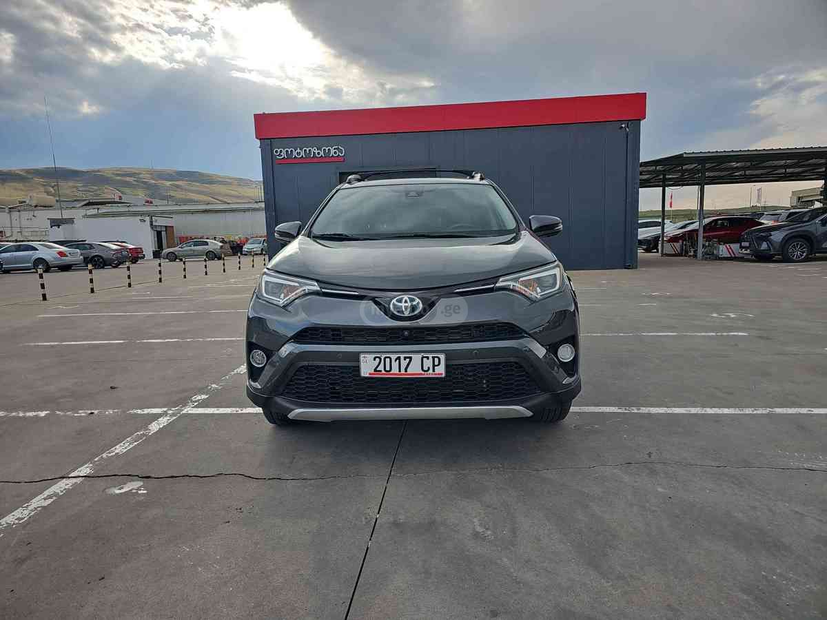 Toyota RAV 4 2016 — photo 2